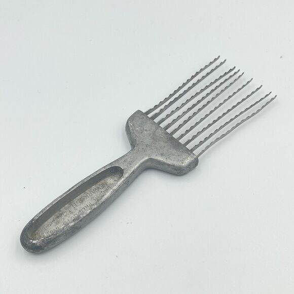 Damar Products Vintage Egg Slicer Cheese Cutter Aluminum Newark NJ Made in Italy - Picture 1 of 7